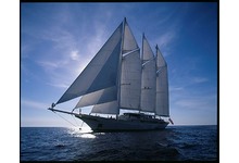  Luxury Charter Yacht