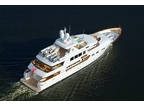 Luxury Charter Motor Yacht Big Zip 