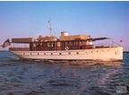 Luxury Charter Power Mono Yacht Enticer 