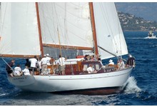  Luxury Charter Yacht