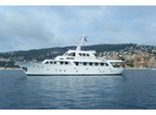 Luxury Charter Motor Yacht Favorita 