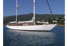  Luxury Charter Yacht