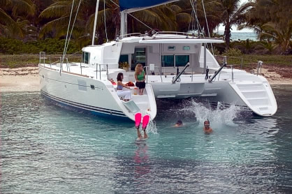  Luxury Charter Yacht