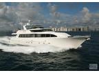 Luxury Charter Power Mono Yacht Lucky Seven 