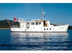 Luxury Charter Motor Yacht Noneta 