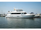 Luxury Charter Motor Yacht Ocean Club 