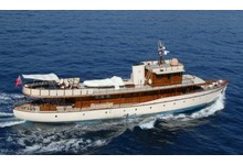 Luxury Charter Yacht