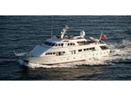 Luxury Charter Motor Yacht Quivira 